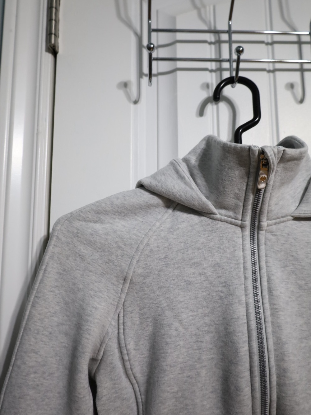 Lululemon Hooded Radiant Jacket Heathered Core Ultra Light Grey Womens Size 6 - Picture 5 of 10